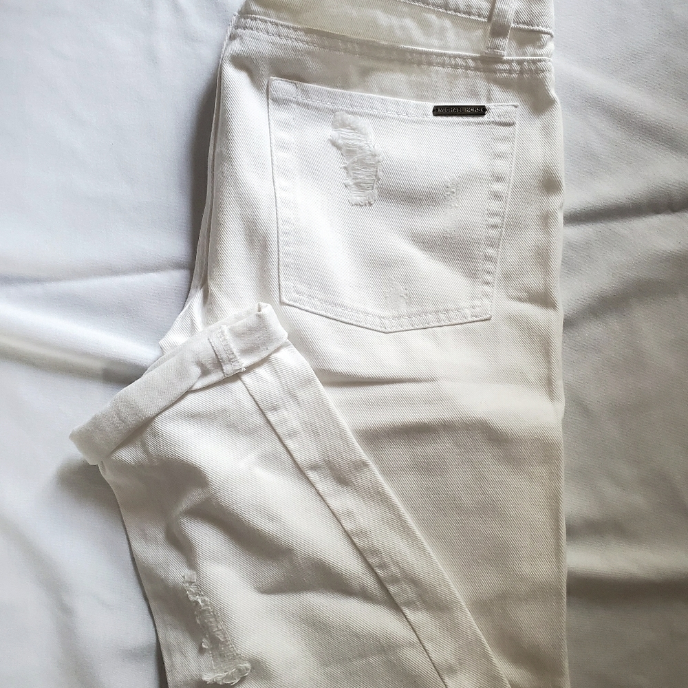 Boyfriend white jeans
